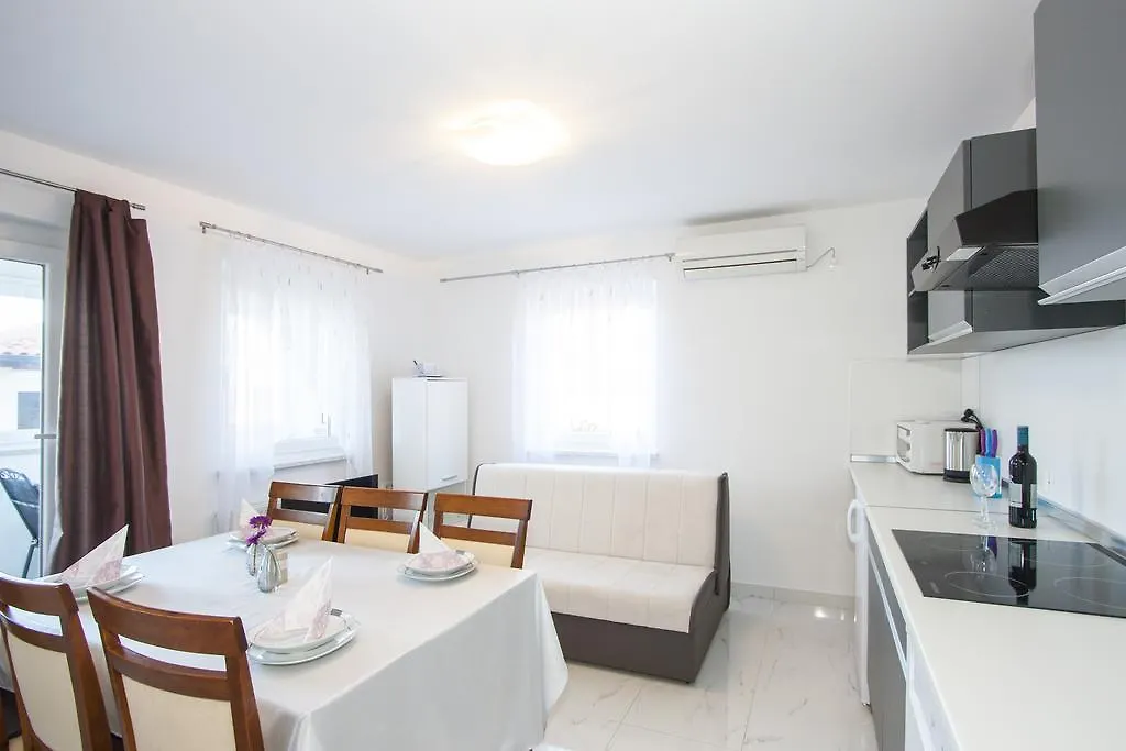 Apartments Jelena Nova Vas