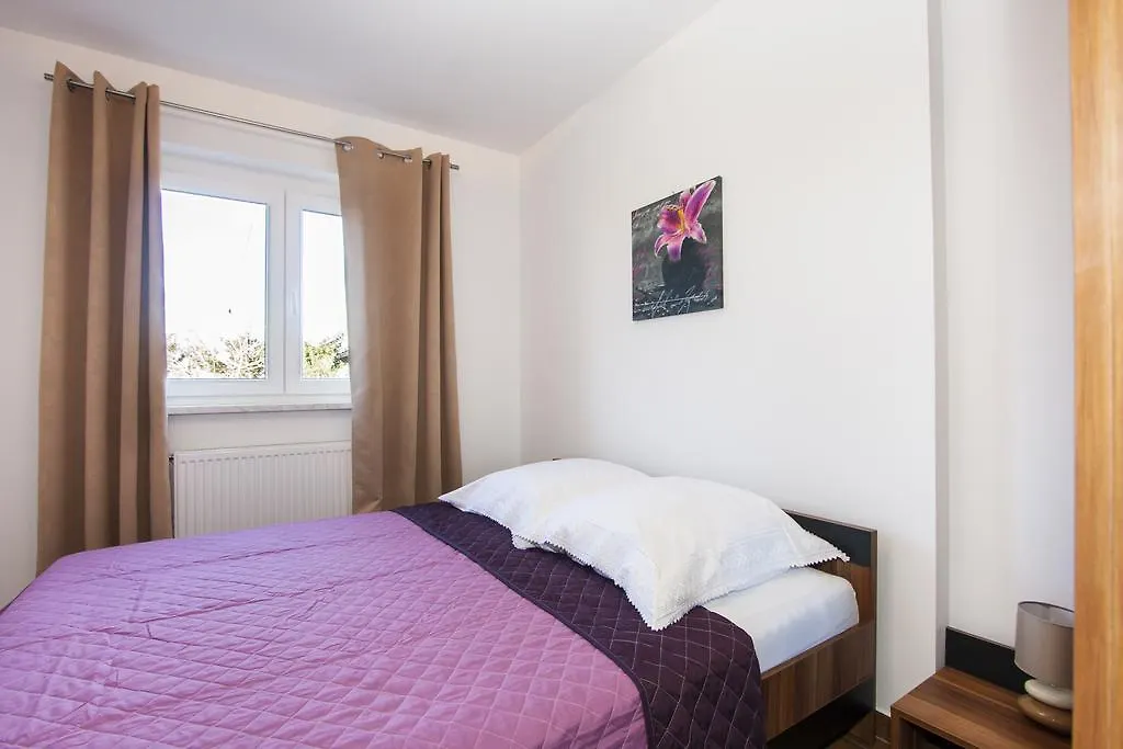 Apartments Jelena Nova Vas  Nova Vas (Porec)