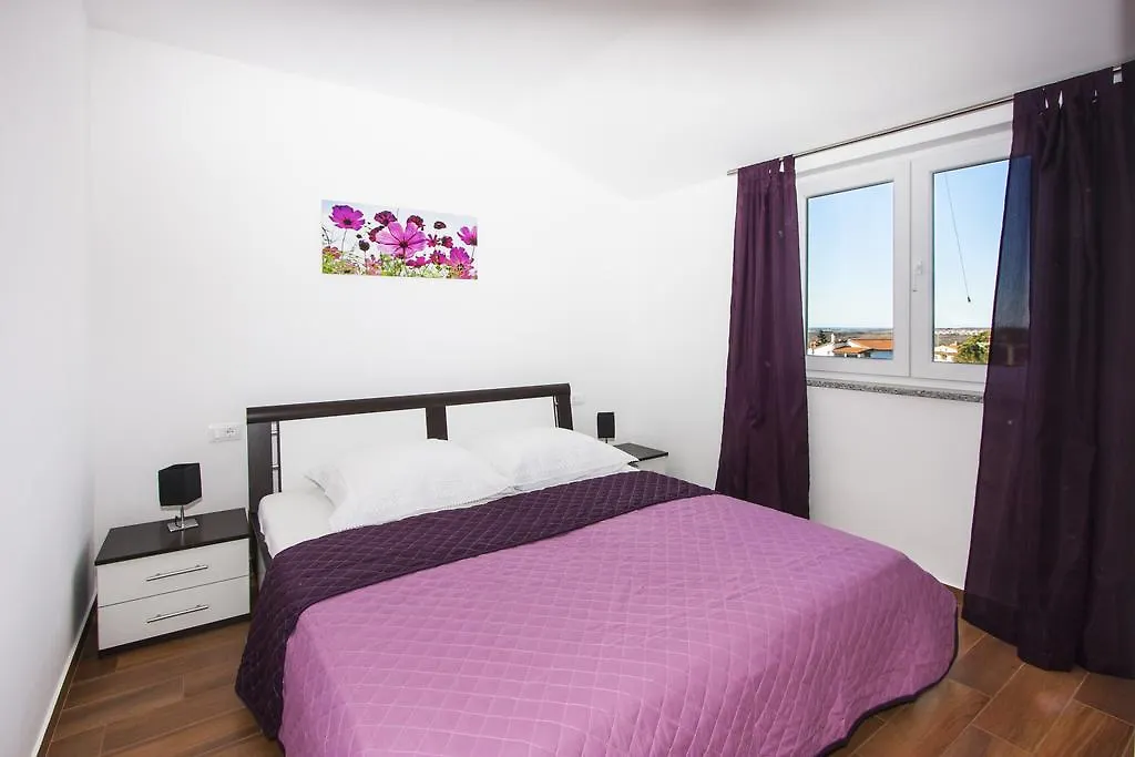 Apartments Jelena Nova Vas  0*, Nova Vas (Porec)
