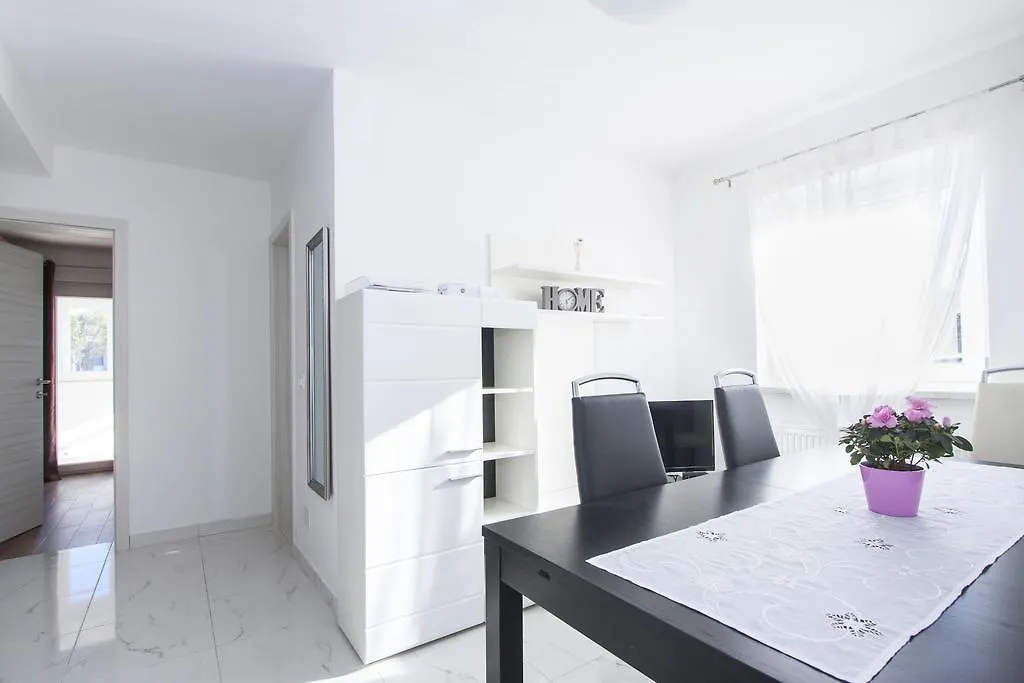 Apartments Jelena Nova Vas