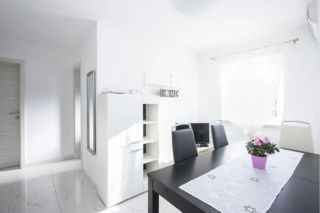 Apartments Jelena Nova Vas   Nova Vas (Porec)