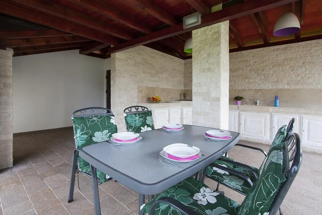 Apartments Jelena Nova Vas  Nova Vas (Porec)