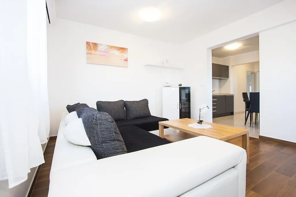 Apartments Jelena Nova Vas  Croatia